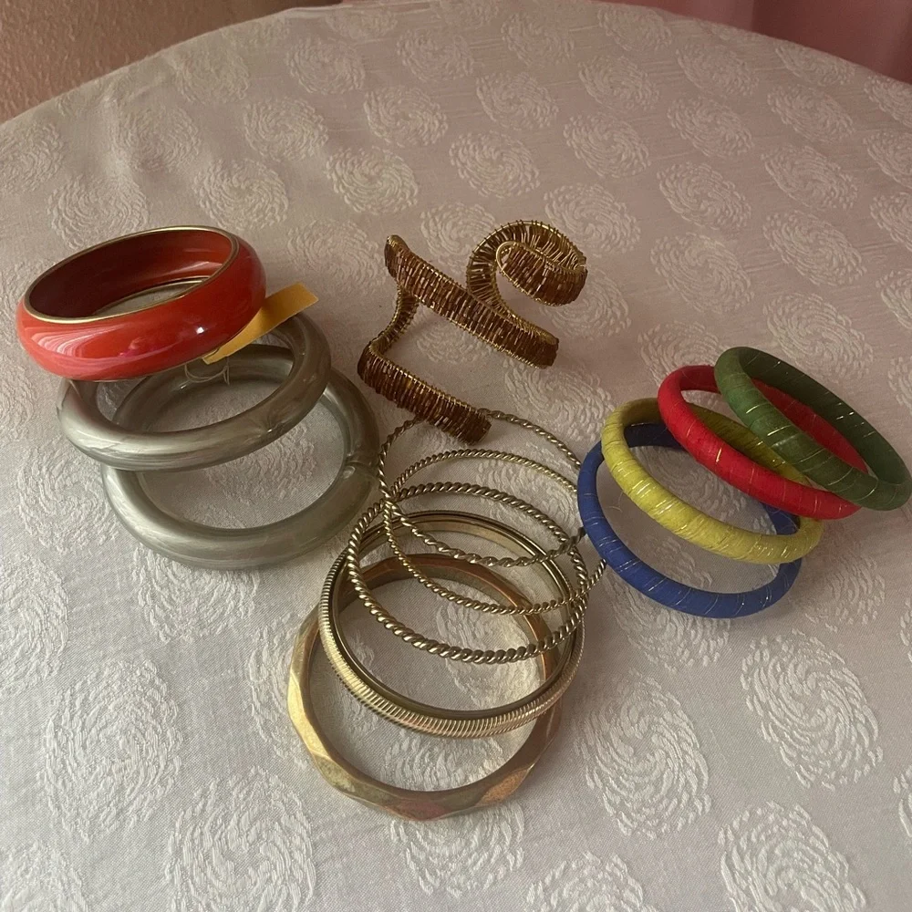 Colorful Boho Bracelet Bundle! - Picture 2 of 5